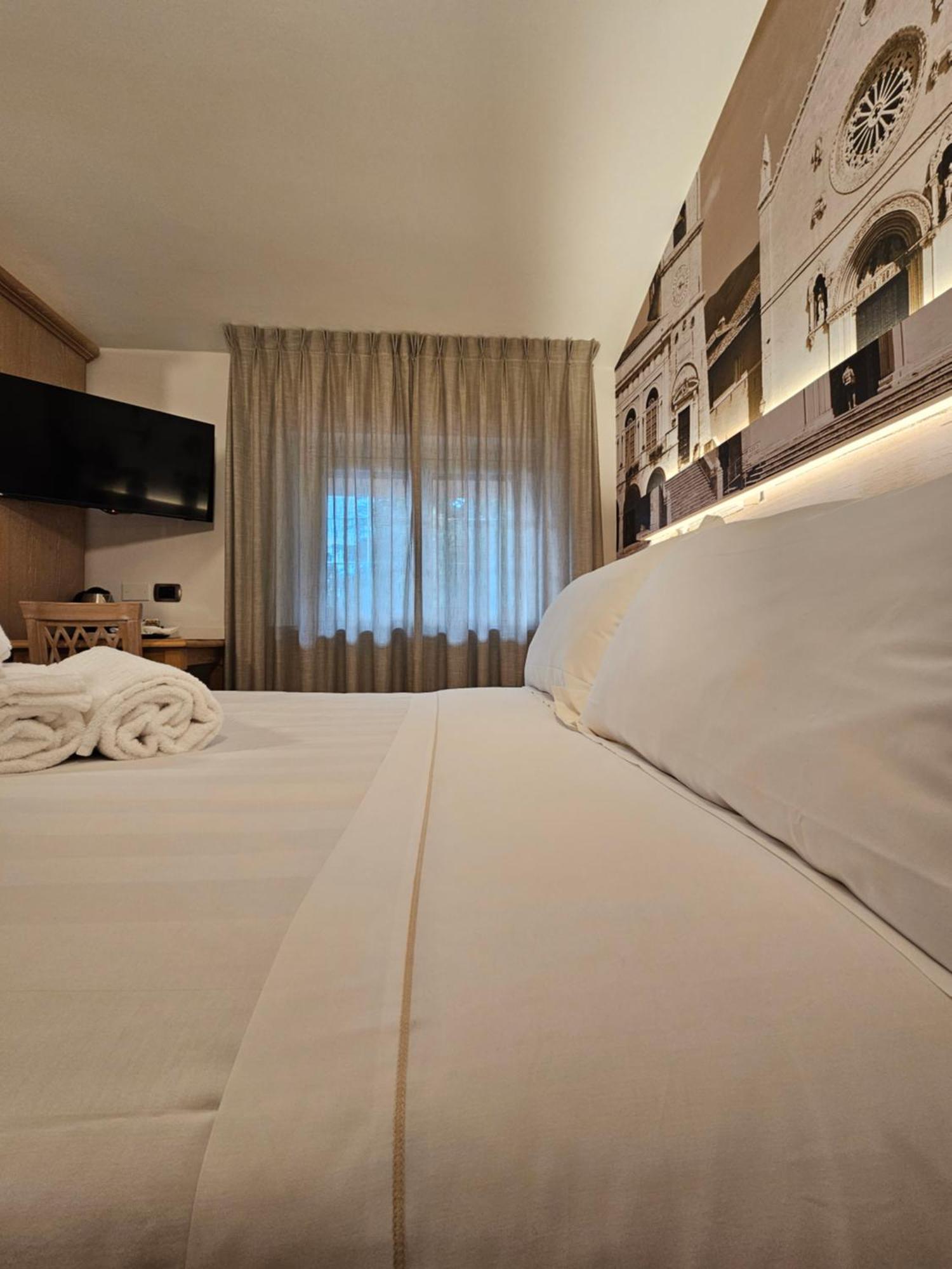 Hotel Cladan Assisi Eksteriør bilde